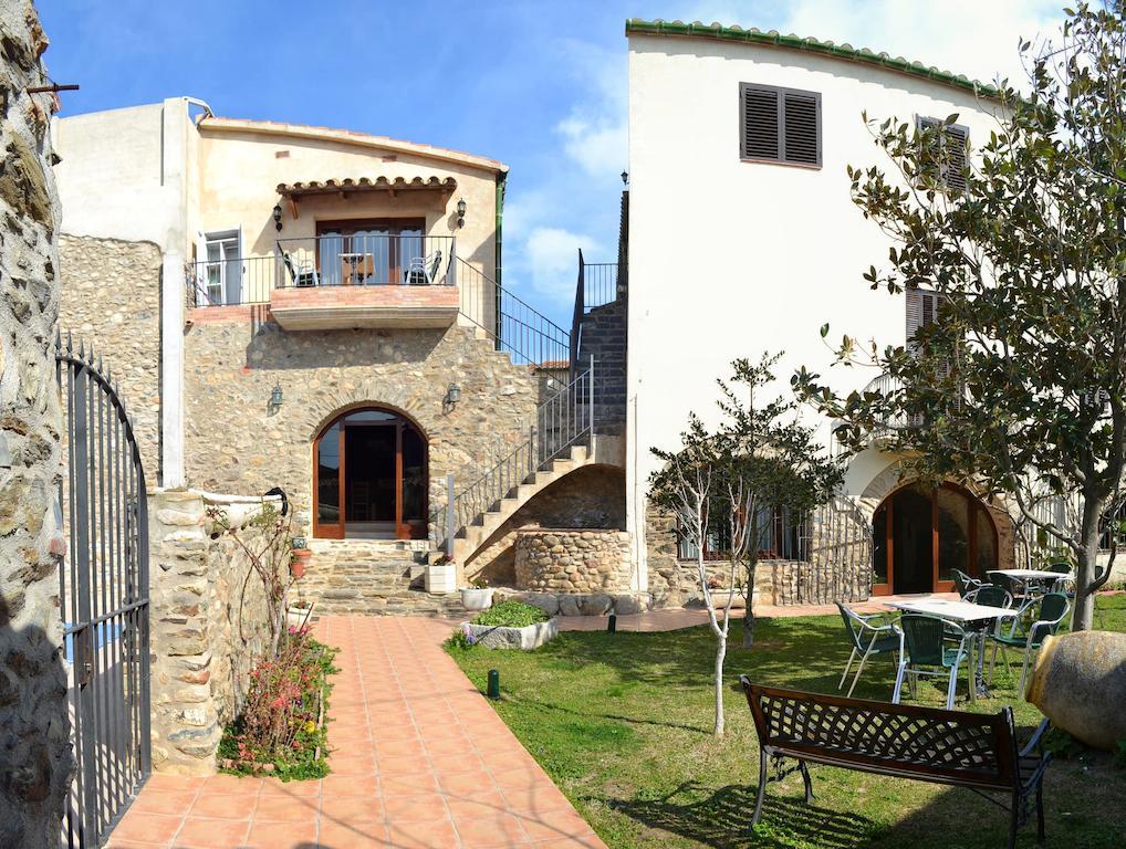 Can Garriga Garriguella Exterior photo